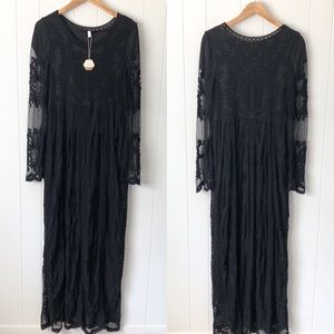 NWT Pinkblush Black Long Sleeve Long Lace Dress